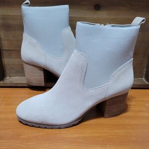 Red & Violet Cream/Tan Loaded Knit Cuff Booties